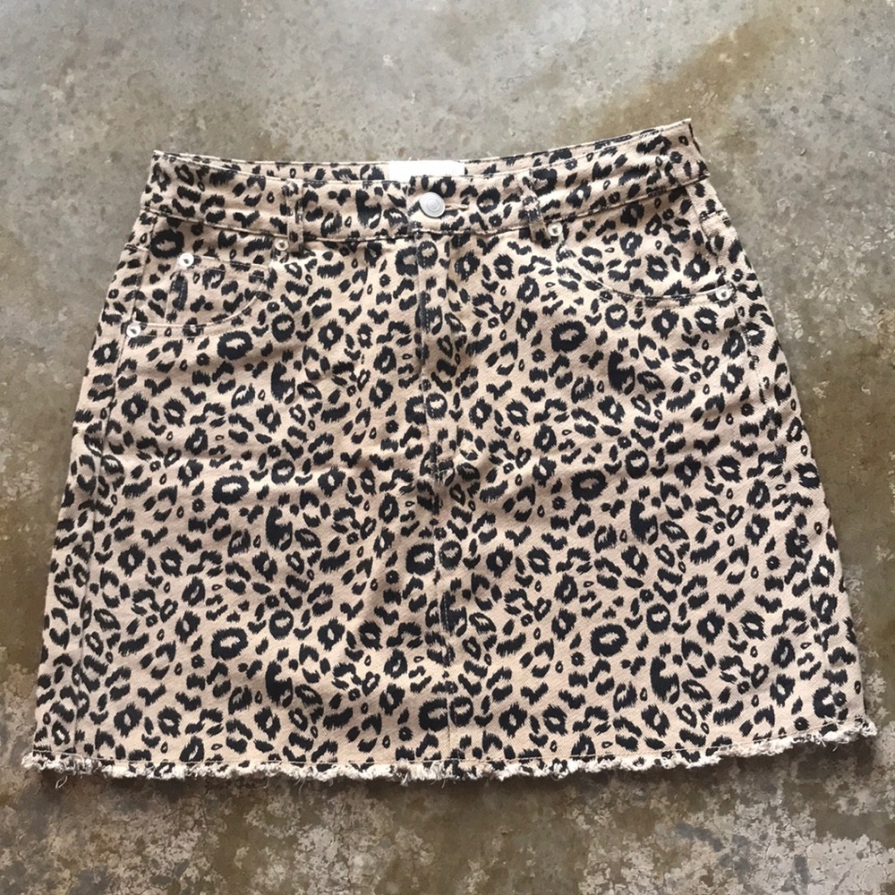 Leopard print denim skirt